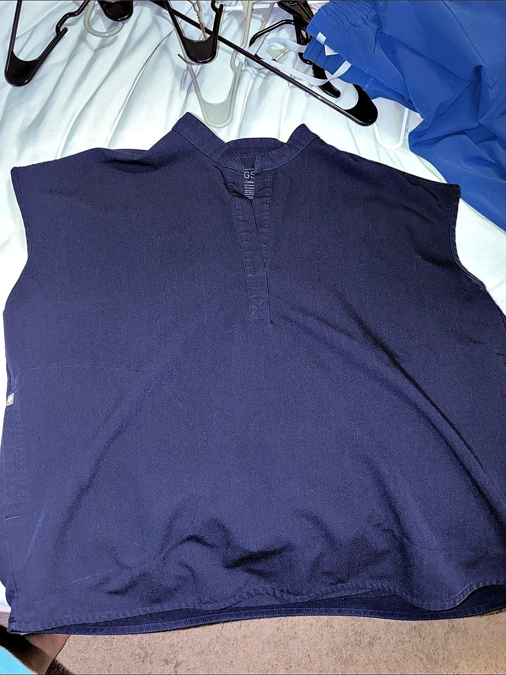 FIGS Rafaela Oversized Scrub Top navy blue